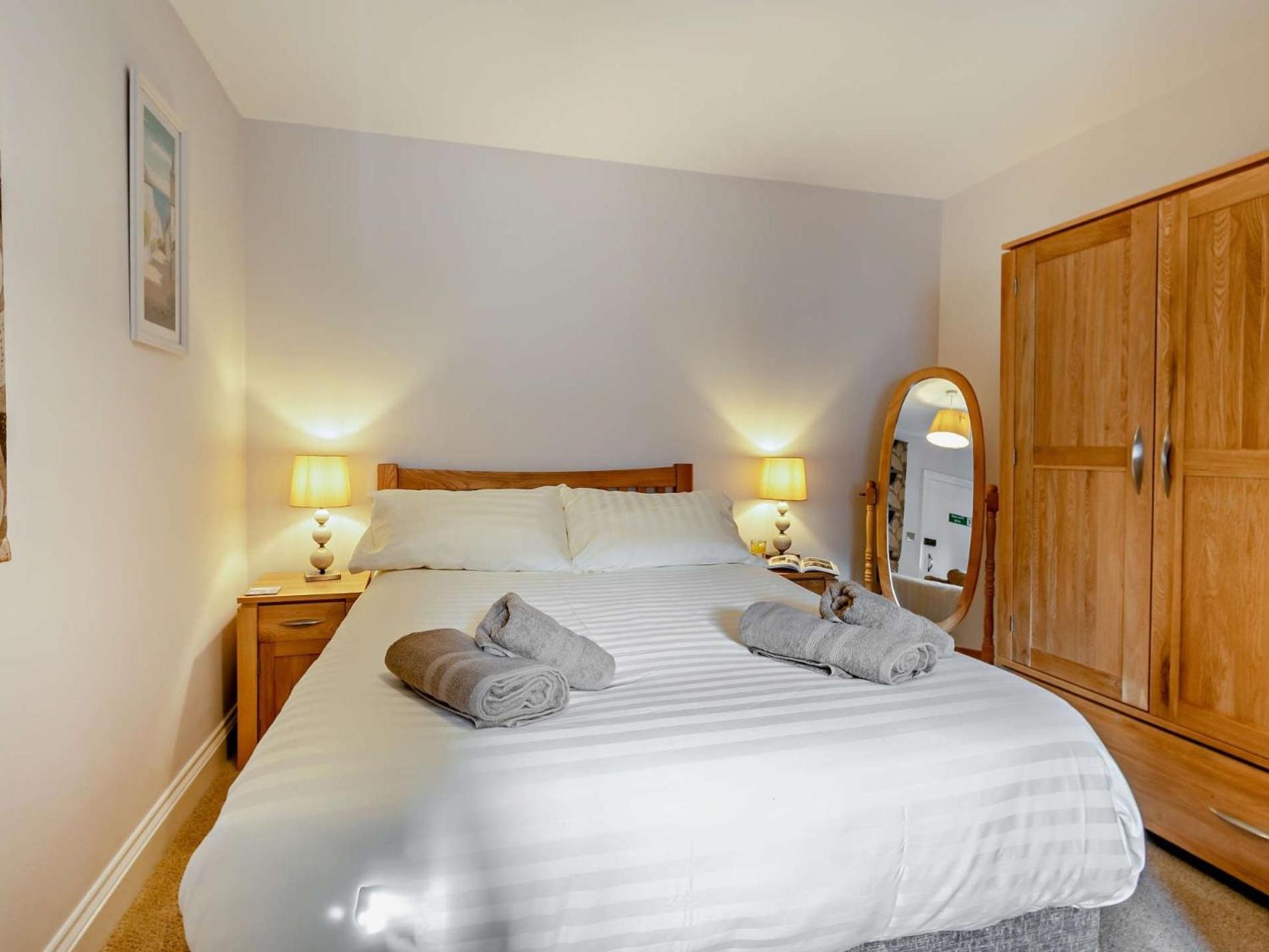 2 Bed In Tenby Fb229 Extérieur photo